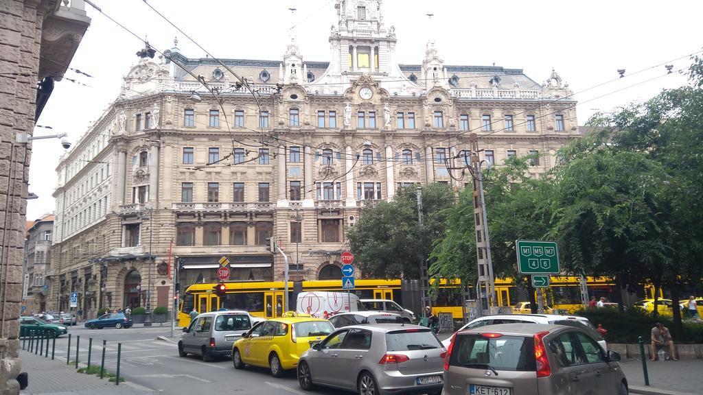 Cuki Apartment Budapeste Exterior foto