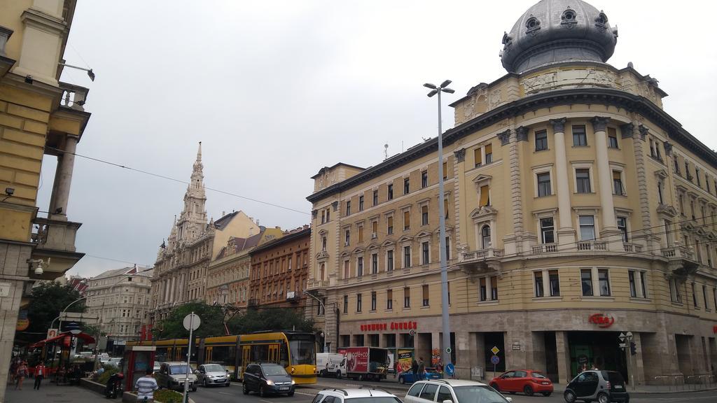 Cuki Apartment Budapeste Exterior foto
